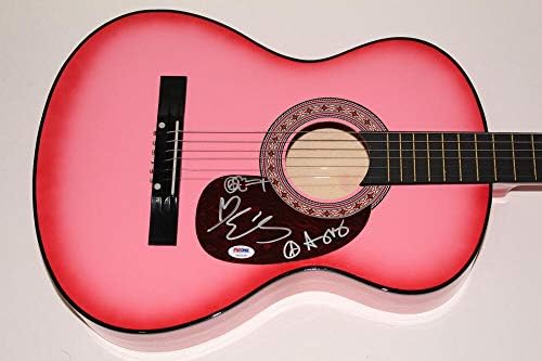 איימי ריי ואמילי סיילרס חתמו על חתימה על חתימה ורוד גיטרה אקוסטית - בנות אינדיגו PSA